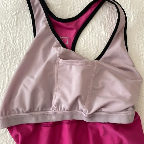 Tank top by Skirt Sports. Size large - Picture 3 of 5